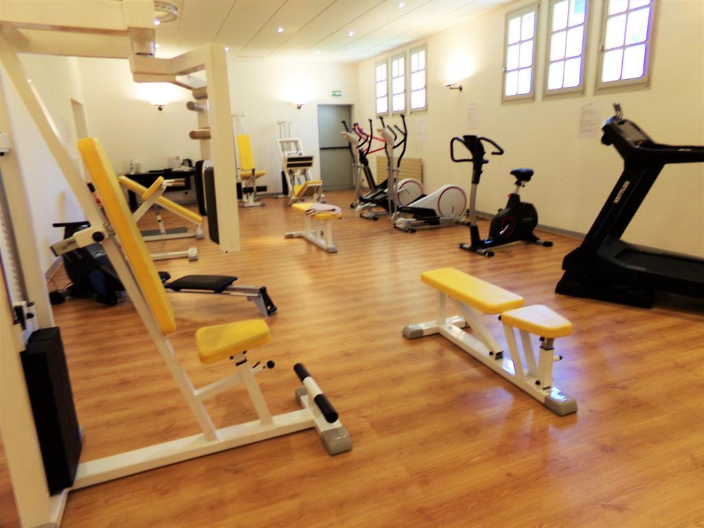 Logis Hotel Golf Le Domaine Du Val De Sorne Vernantois エクステリア 写真