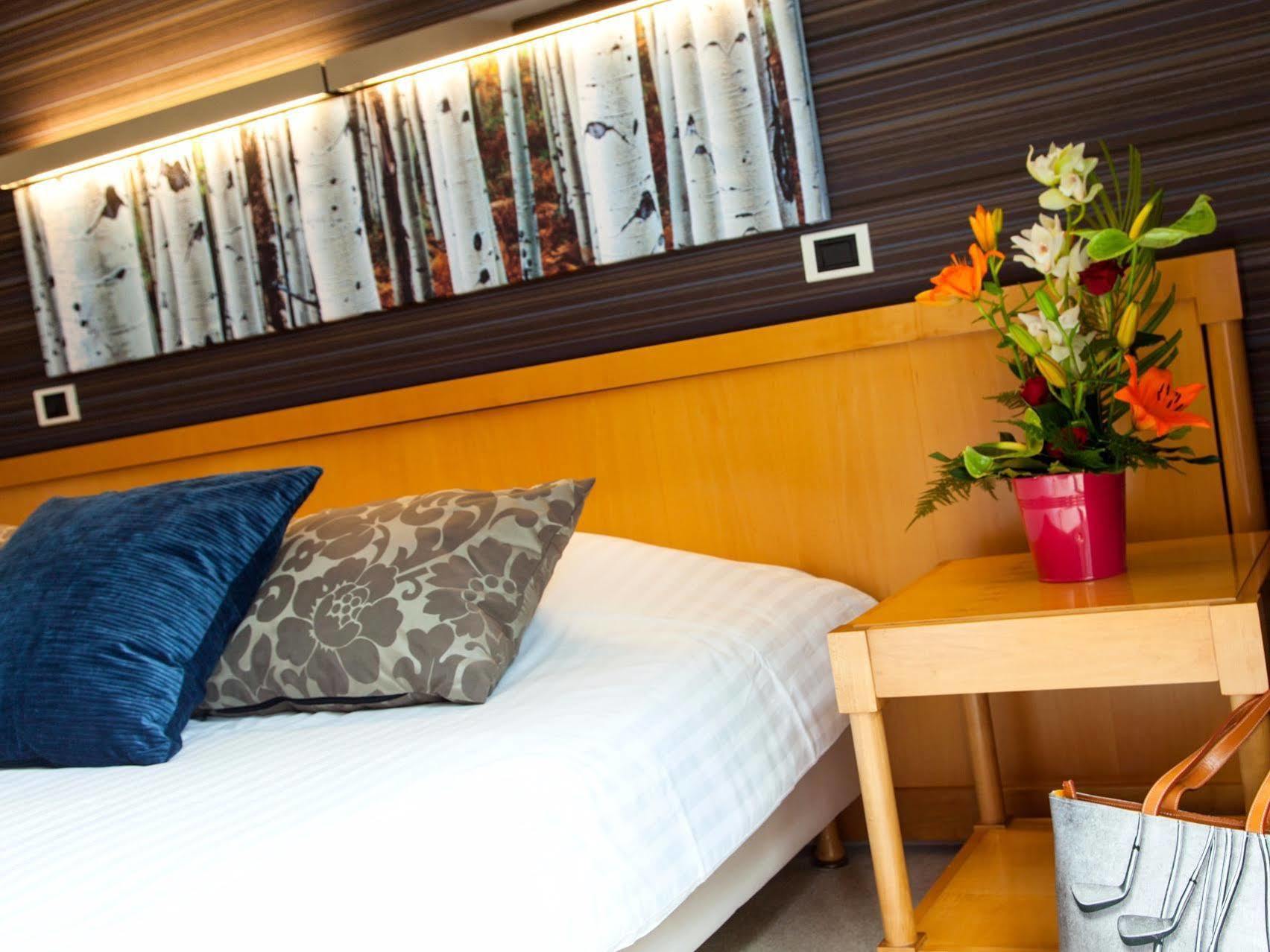 Logis Hotel Golf Le Domaine Du Val De Sorne Vernantois エクステリア 写真